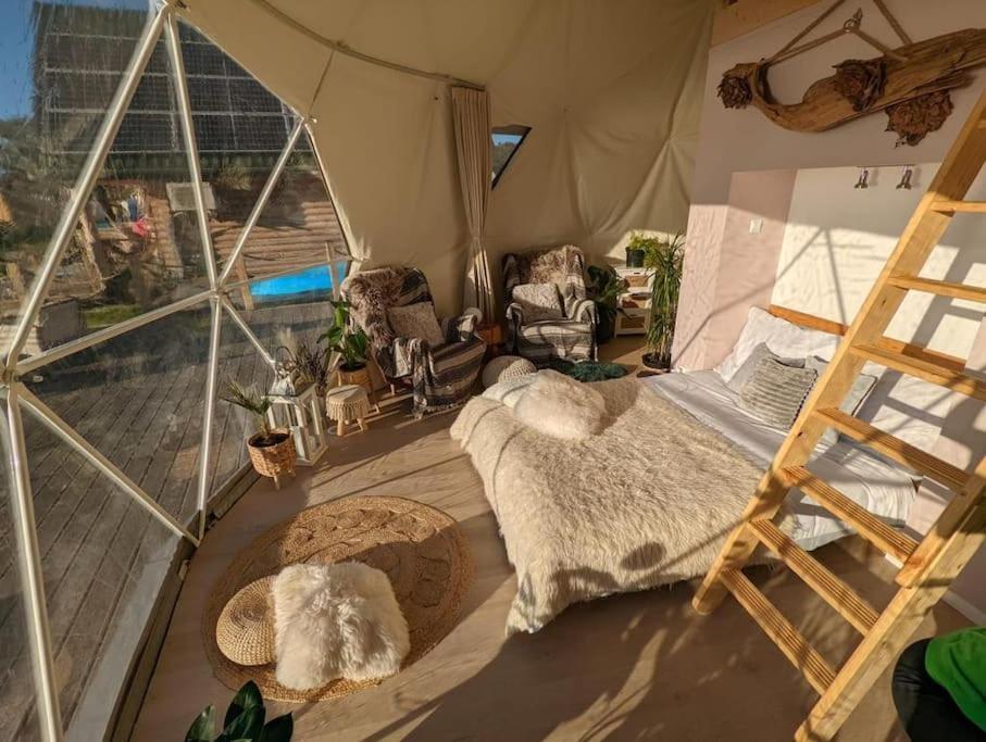 Beautiful Located Dome Hotel Wapnica  ภายนอก รูปภาพ